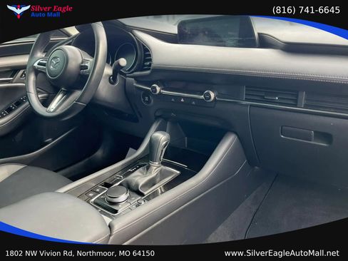 Used 2019 MAZDA MAZDA3 Sedan FWD image 7