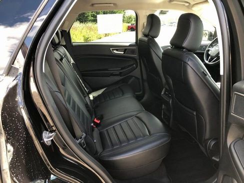 Used 2024 Ford Edge SEL image 17