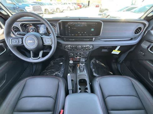 New 2025 Jeep Wrangler Unlimited Rubicon image 14