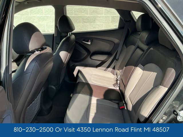 Used 2011 Hyundai Tucson Limited AWD/4WD image 28