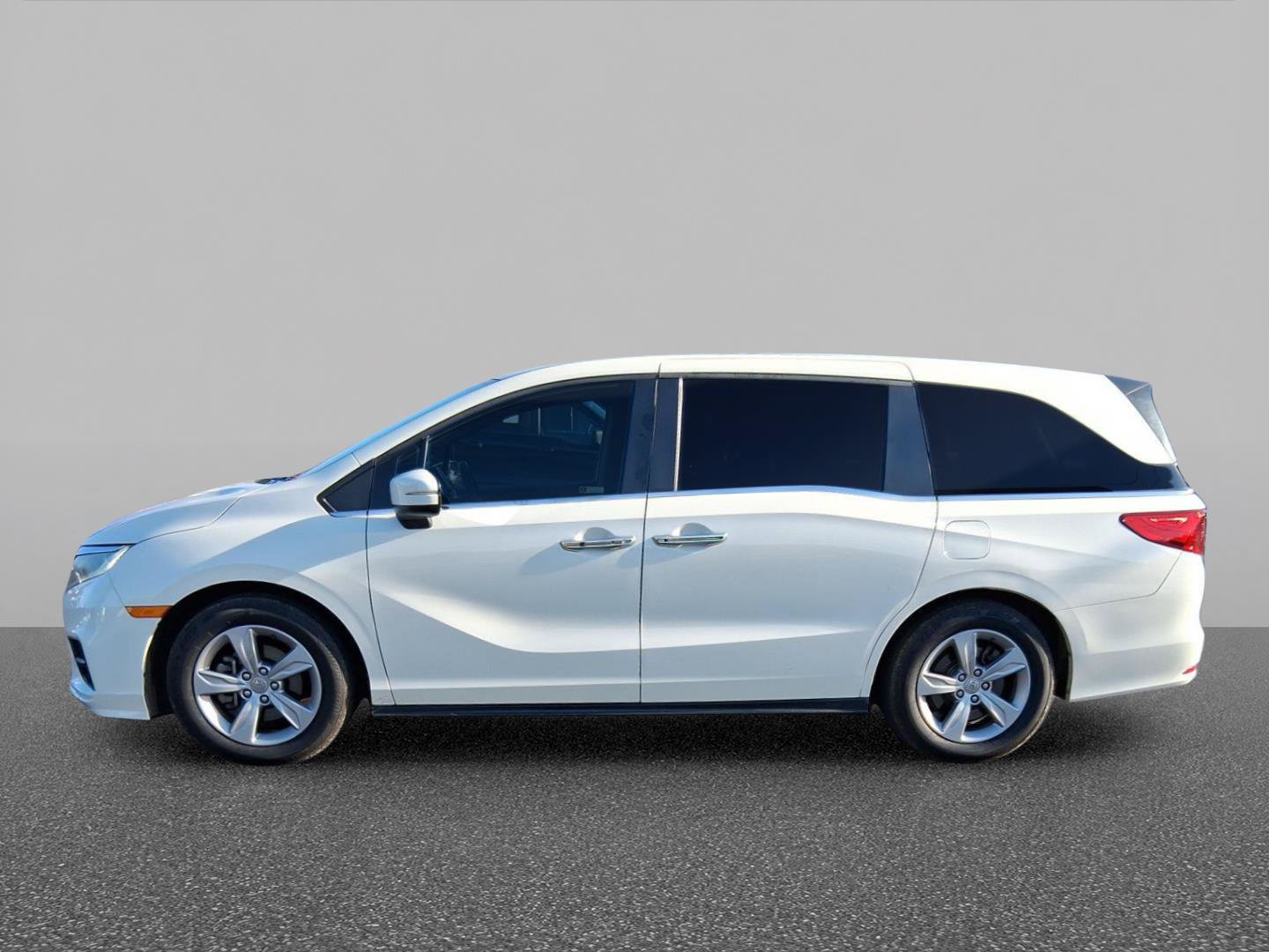 Used 2019 Honda Odyssey EX image 1