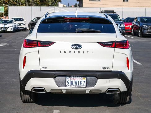 Used 2023 INFINITI QX55 Essential image 8