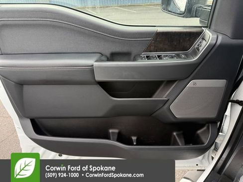 Used 2023 Ford F450 Lariat w/ Chrome Package image 23