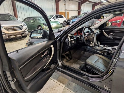 Used 2013 BMW 328i xDrive Sedan image 12