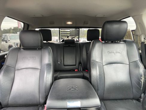 Used 2015 RAM 1500 Laramie w/ Convenience Group image 29