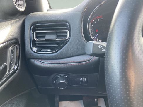 Used 2025 Dodge Durango R/T image 25