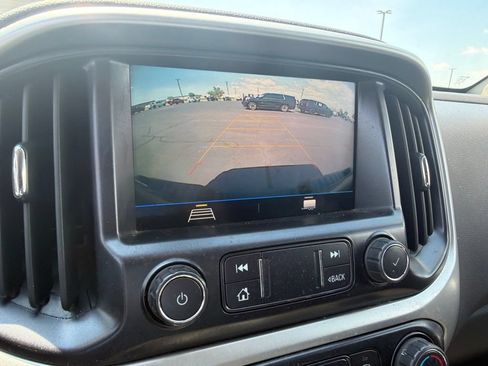 Used 2021 Chevrolet Colorado LT AWD/4WD image 20