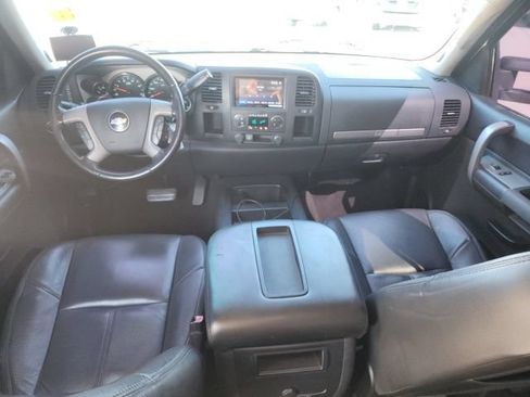 Used 2008 Chevrolet Silverado 2500 LT w/ 2LT Convenience Package RWD image 19