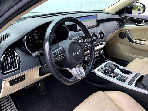 Used 2023 Kia Stinger GT2 AWD/4WD image 13