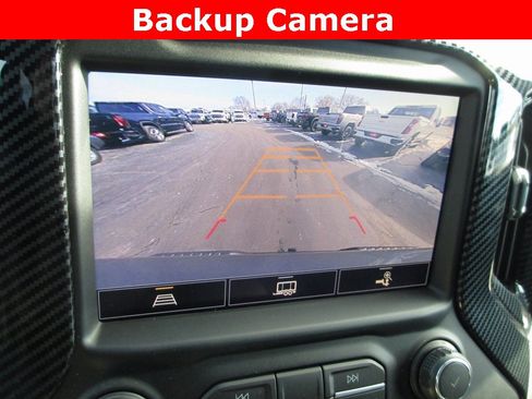 Certified 2021 Chevrolet Silverado 1500 LT Trail Boss w/ Convenience Package II image 16