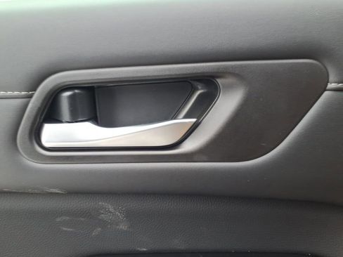 New 2026 Nissan Pathfinder SL image 16