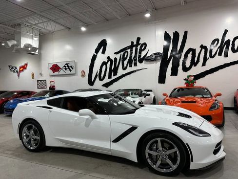 Used 2014 Chevrolet Corvette Stingray Coupe w/ 2LT Preferred Equipment Group image 29