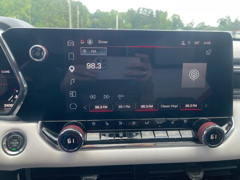 Used 2023 GMC Canyon AT4X AWD/4WD image 18