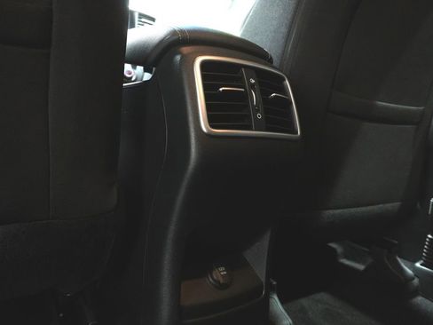 Used 2020 Kia Sportage LX image 13