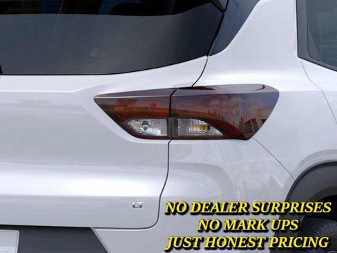 New 2026 Chevrolet TrailBlazer LT w/ Convenience Package FWD image 11