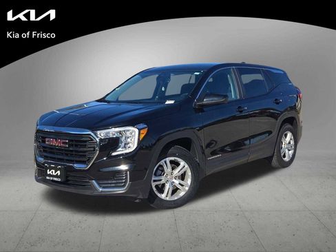 Used 2024 GMC Terrain SLE image 1