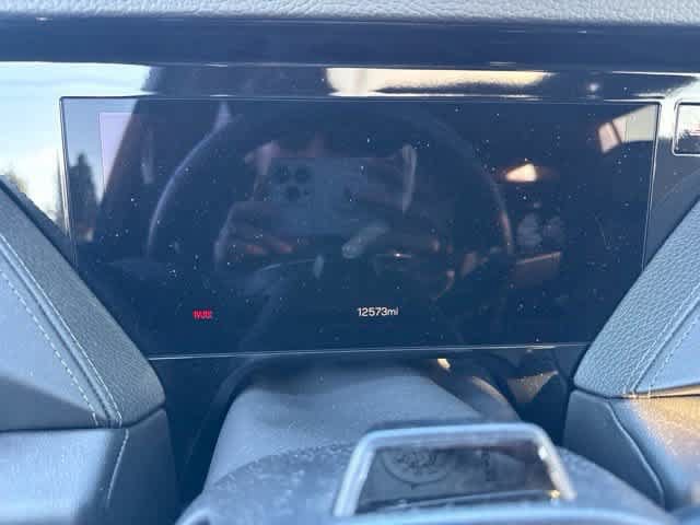 Used 2026 GMC Yukon Denali w/ Denali Reserve Package AWD/4WD image 14
