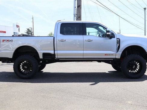 Used 2023 Ford F350 Platinum w/ FX4 Off-Road Package AWD/4WD image 6
