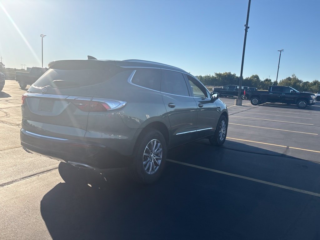 Used 2022 Buick Enclave Premium FWD image 12