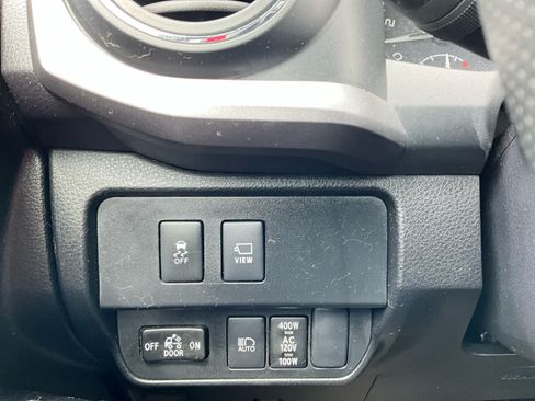 Used 2023 Toyota Tacoma TRD Pro AWD/4WD image 18
