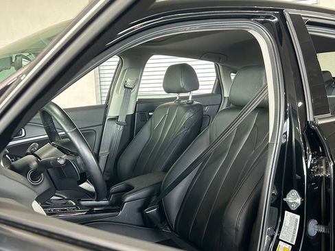 Used 2025 Acura Integra FWD image 15
