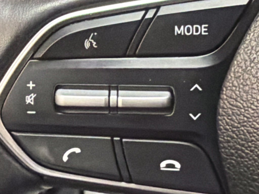 Used 2023 Hyundai Santa Fe Limited AWD/4WD image 23
