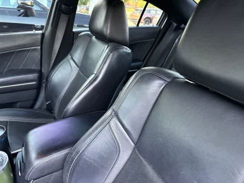 Used 2017 Dodge Charger SXT w/ AWD Plus Group image 7