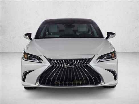 Used 2023 Lexus ES 350 w/ Premium Package image 2
