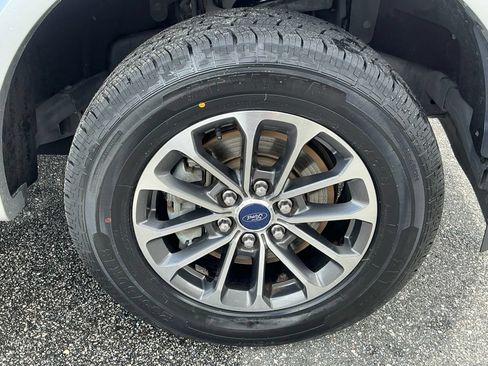 Used 2018 Ford F150 XLT w/ Equipment Group 302A Luxury RWD image 14
