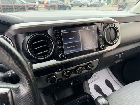 Used 2020 Toyota Tacoma SR5 image 34