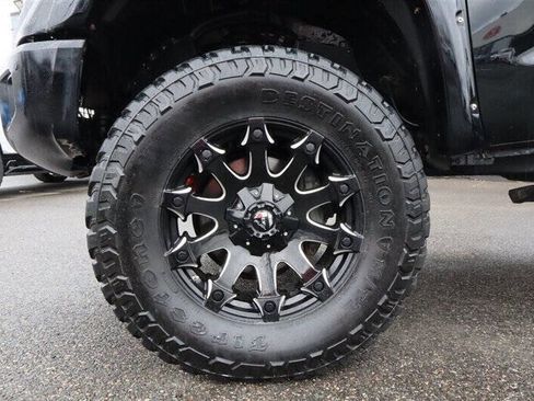 Used 2018 Toyota Tundra SR5 image 11