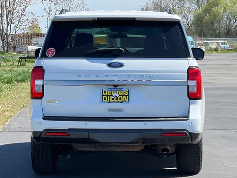 Used 2022 Ford Expedition XL AWD/4WD image 5
