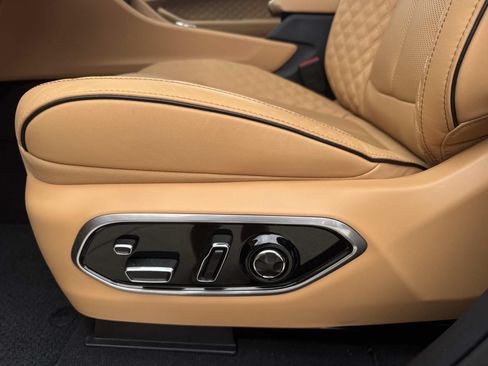 New 2026 Jeep Grand Cherokee Summit AWD/4WD image 17