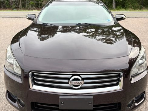 Used 2014 Nissan Maxima 3.5 S w/ Limited Edition Package FWD image 10