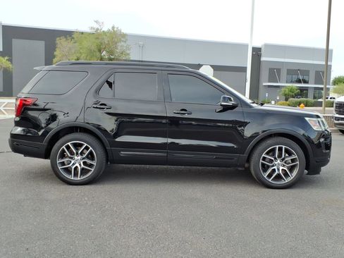 Used 2018 Ford Explorer Sport w/ Equipment Group 401A image 6