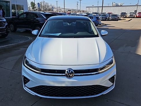 New 2026 Volkswagen Jetta SE FWD image 2