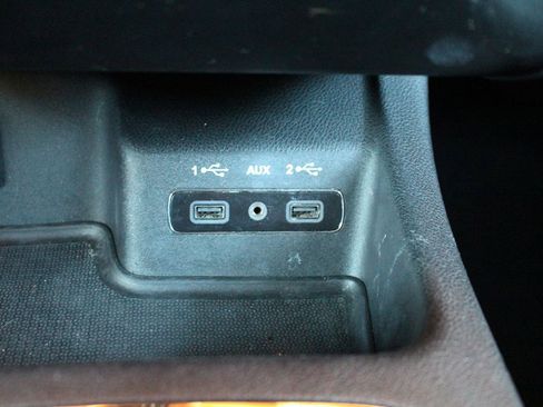 Used 2019 Dodge Durango GT image 28