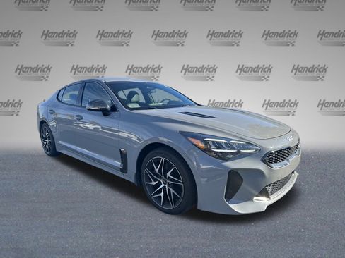 Used 2022 Kia Stinger GT-Line image 2