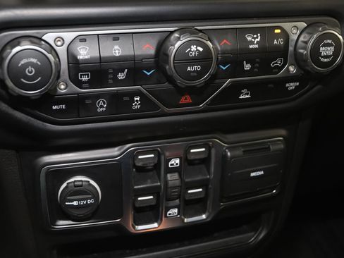 Used 2022 Jeep Wrangler Unlimited Sport AWD/4WD image 26