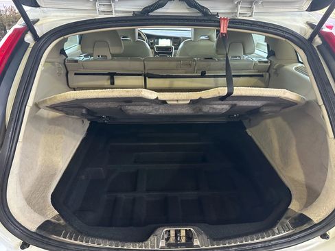 Used 2015 Volvo V60 T5 Premier image 23