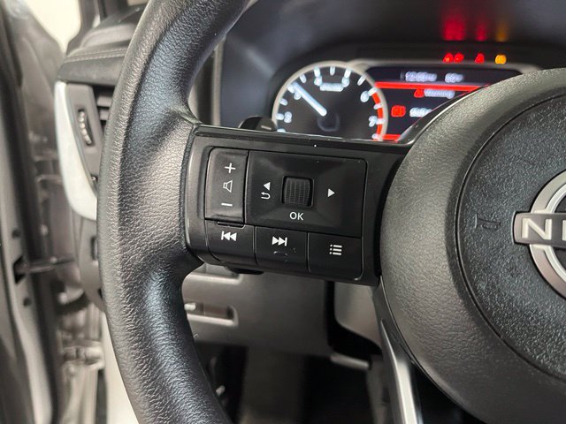 Used 2024 Nissan Rogue SV FWD image 26
