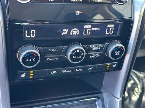 Used 2021 Subaru Ascent Premium w/ Sport Package image 29