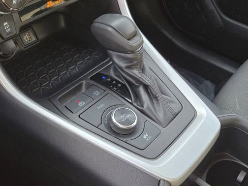 Certified 2025 Toyota RAV4 XLE image 24