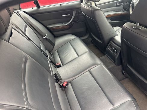 Used 2010 BMW 328i xDrive Wagon image 13