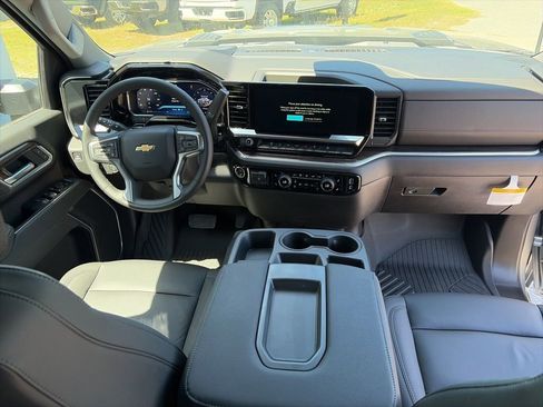 New 2026 Chevrolet Silverado 2500 LT w/ All Star Edition AWD/4WD image 16