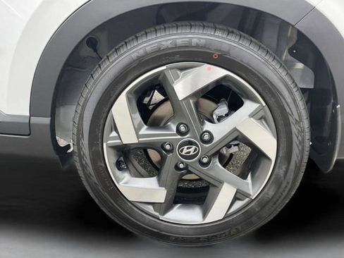 New 2026 Hyundai Venue SEL FWD image 46