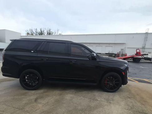 Used 2021 Cadillac Escalade Sport RWD image 6