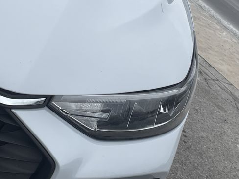 Used 2025 Ford Escape Active image 10