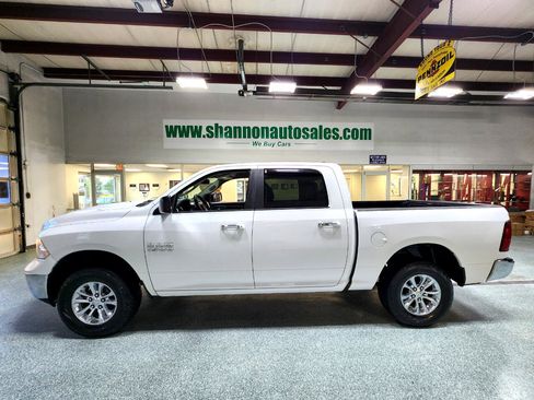 Used 2013 RAM 1500 Classic SLT w/ Premium Display Pkg image 11