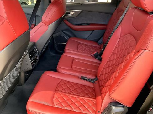 New 2026 Audi SQ7 Premium Plus AWD/4WD image 17